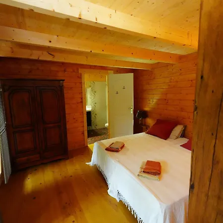 La Pierre Blanche Bed and breakfast 3*