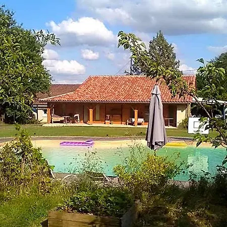La Pierre Blanche Bed and breakfast