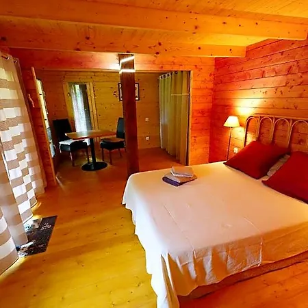 La Pierre Blanche Bed and breakfast La Sauvetat-sur-Lède