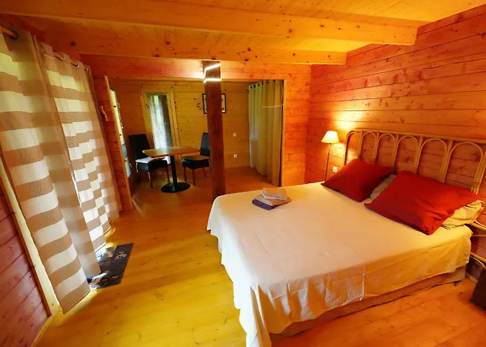 ベッド・アンド・ブレックファスト La Pierre Blanche