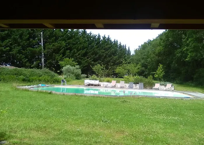 ベッド・アンド・ブレックファスト La Pierre Blanche